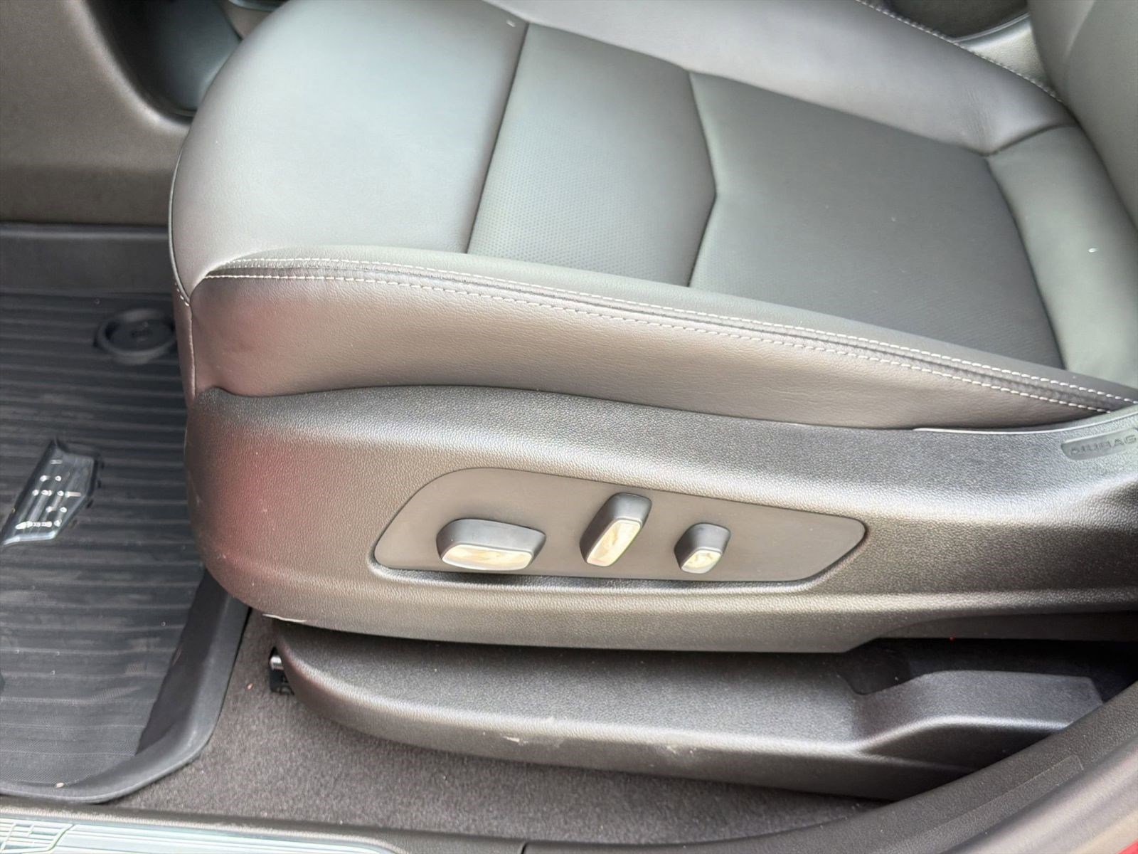 New 2026 Cadillac XT5 Premium Luxury w/ LPO, Floor Liner Package FWD image 14