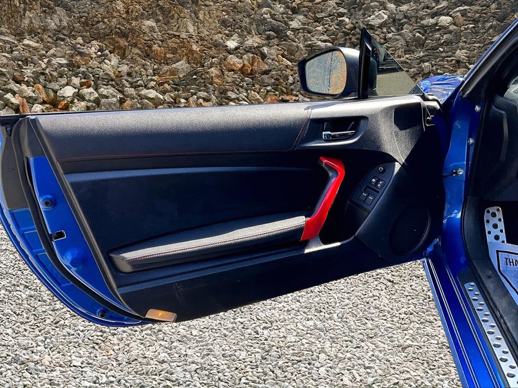 Used 2013 Subaru BRZ Limited w/ Popular Pkg 2C image 19