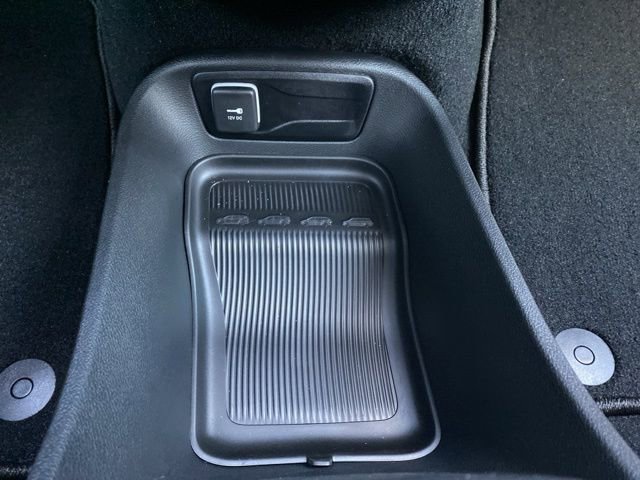 New 2026 Chrysler Pacifica Select image 28