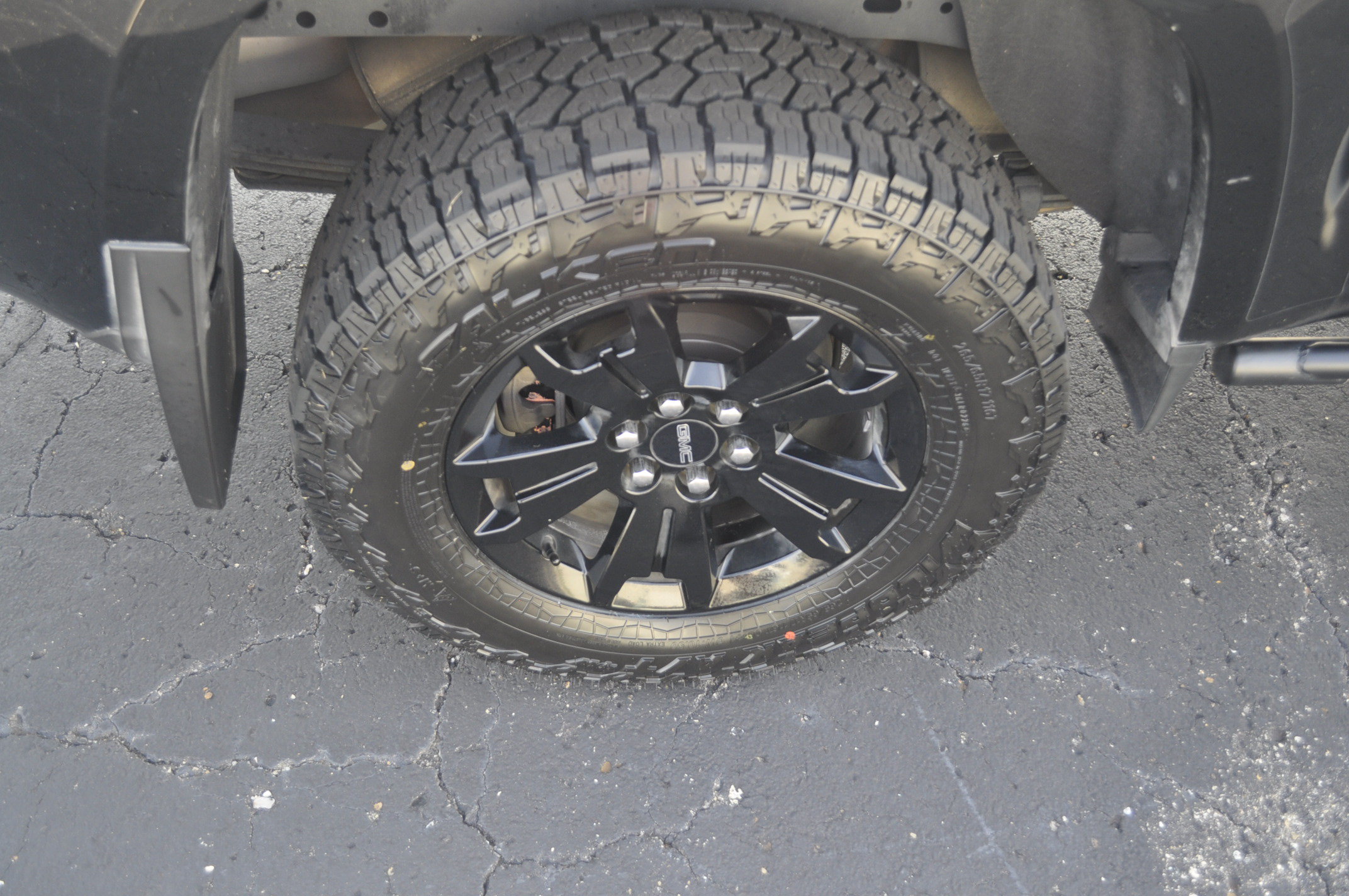 Used 2022 GMC Canyon AT4 AWD/4WD image 9