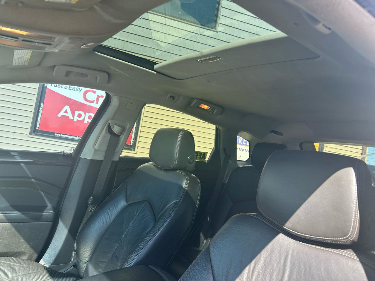 Used 2014 Cadillac SRX FWD image 18