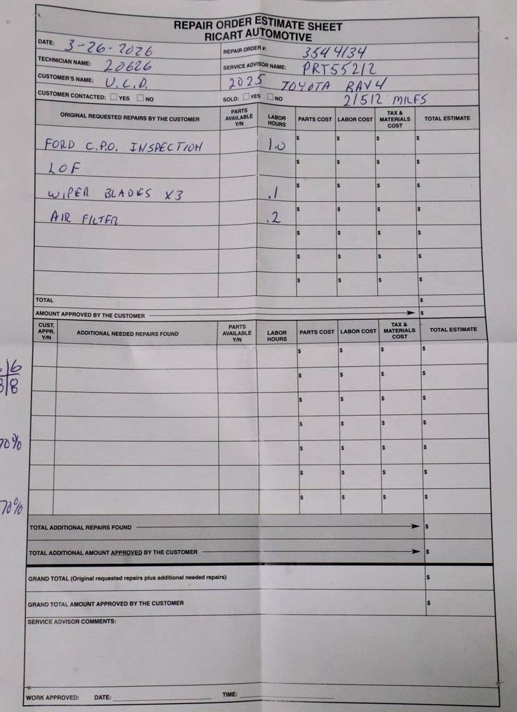 Used 2025 Toyota RAV4 XLE image 4