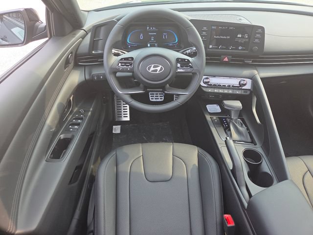 New 2026 Hyundai Elantra SEL Sport FWD image 24