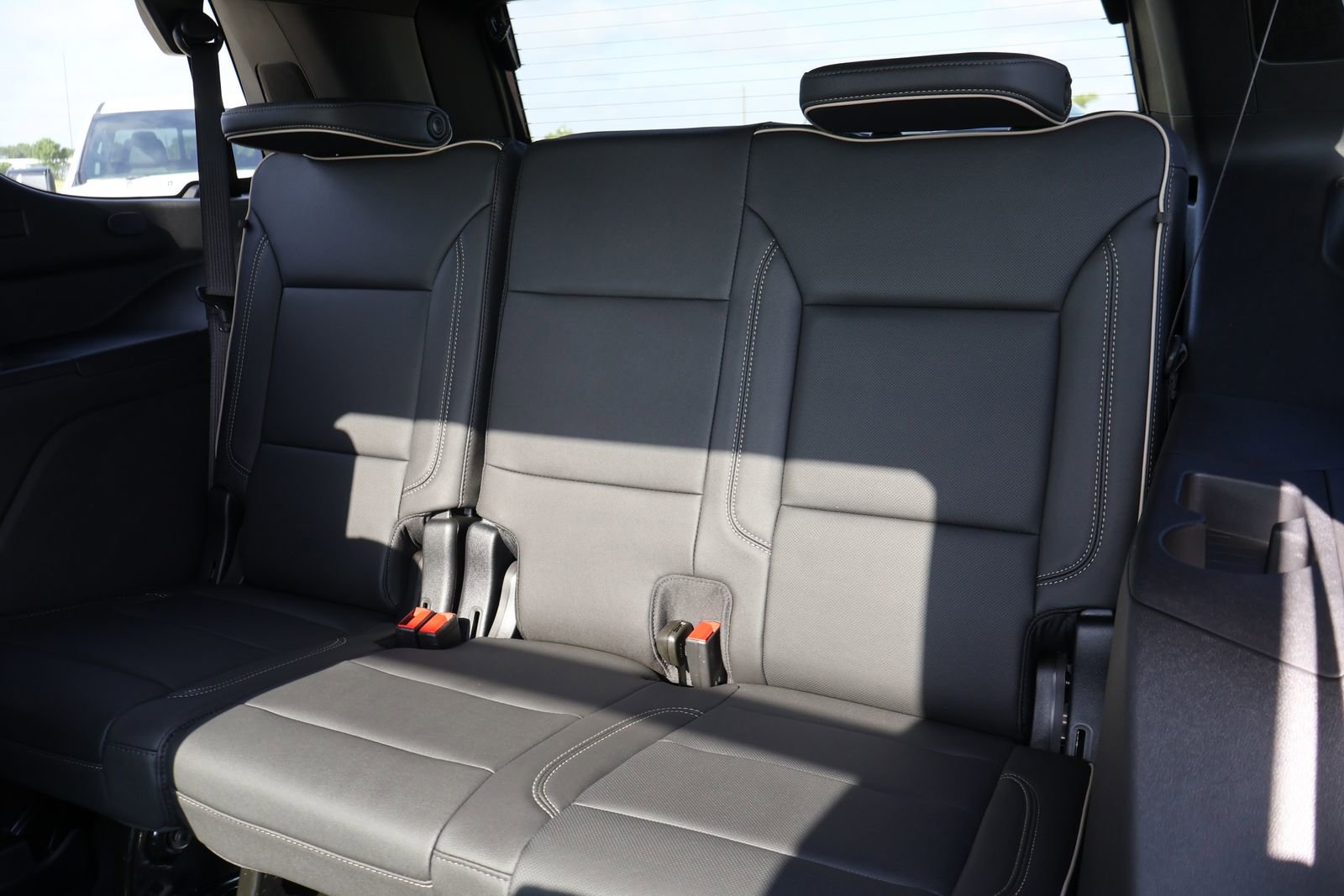 New 2026 Chevrolet Tahoe Premier w/ Sun And Tow Package AWD/4WD image 7