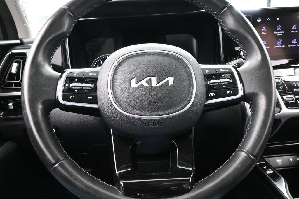 Used 2023 Kia Sorento S w/ Panoramic Sunroof Package FWD image 29