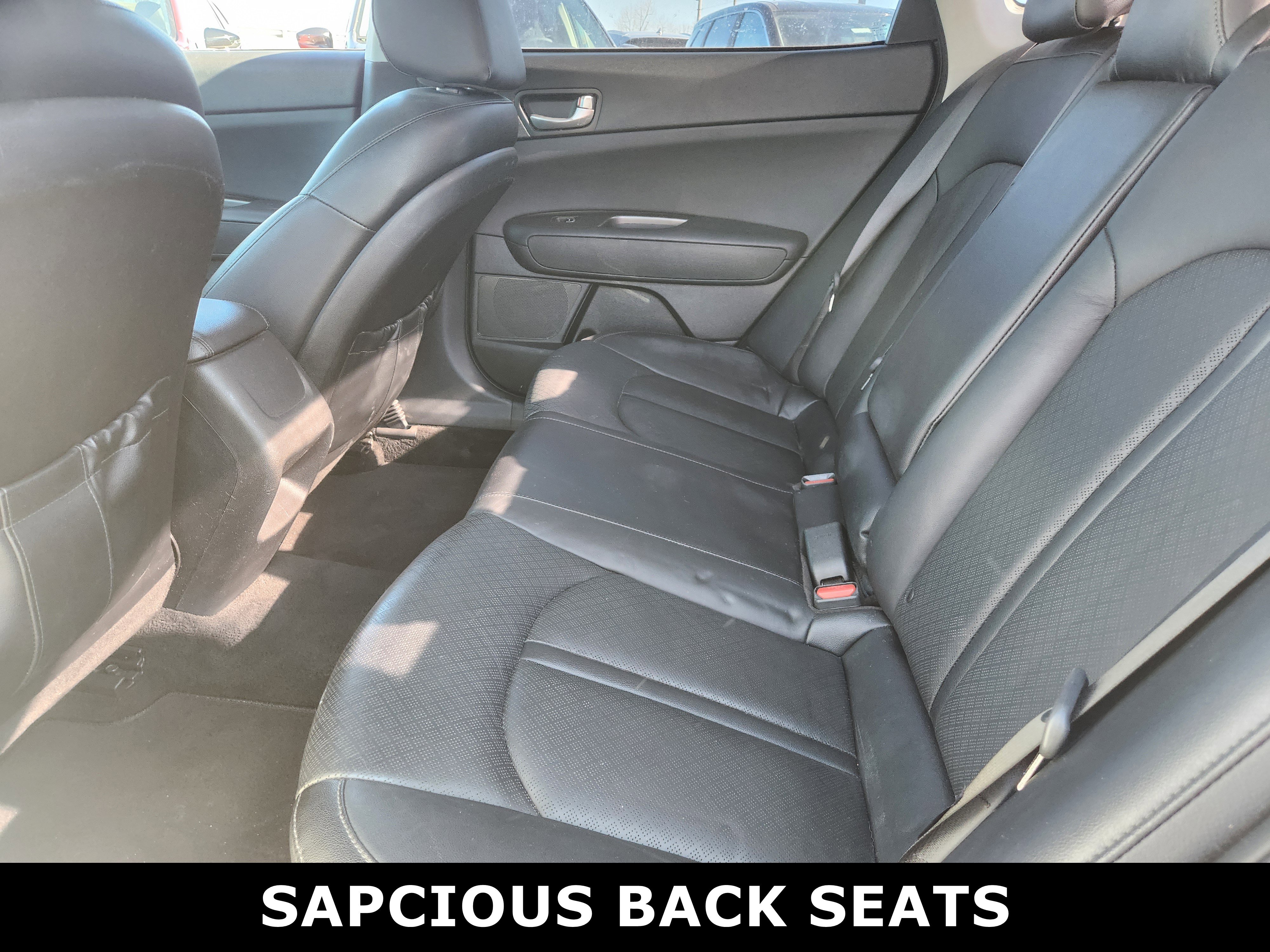 Used 2020 Kia Optima SE image 8