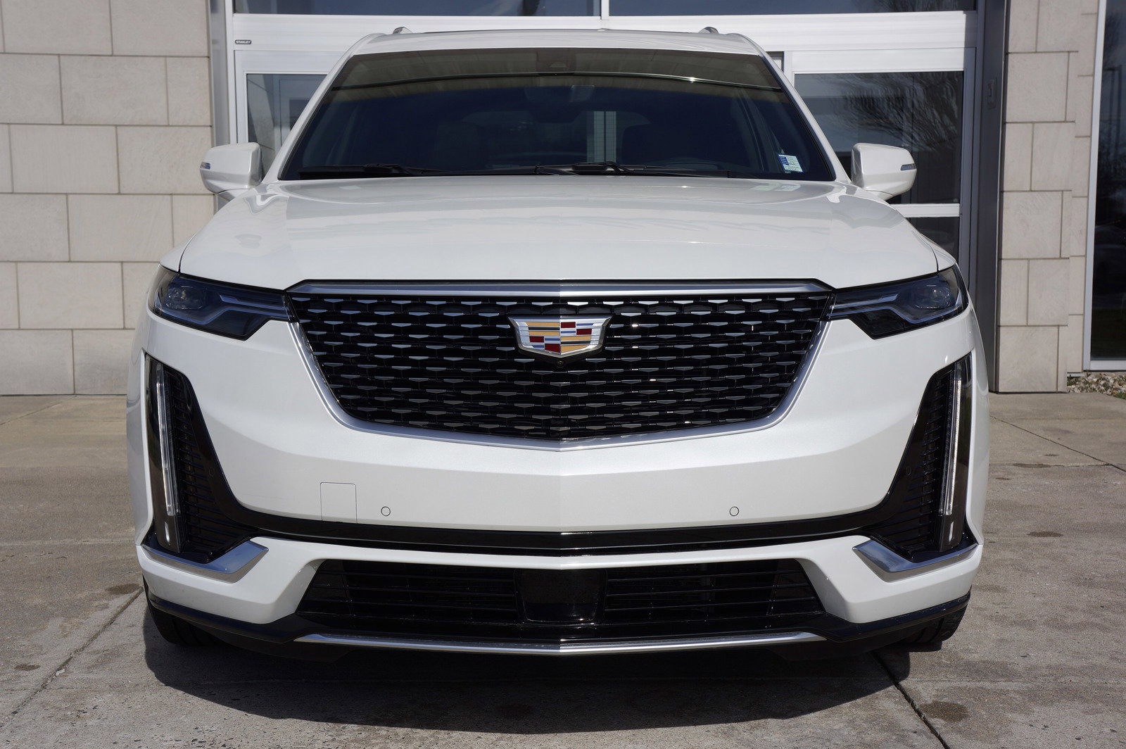 Used 2024 Cadillac XT6 Premium Luxury w/ Technology Package image 14