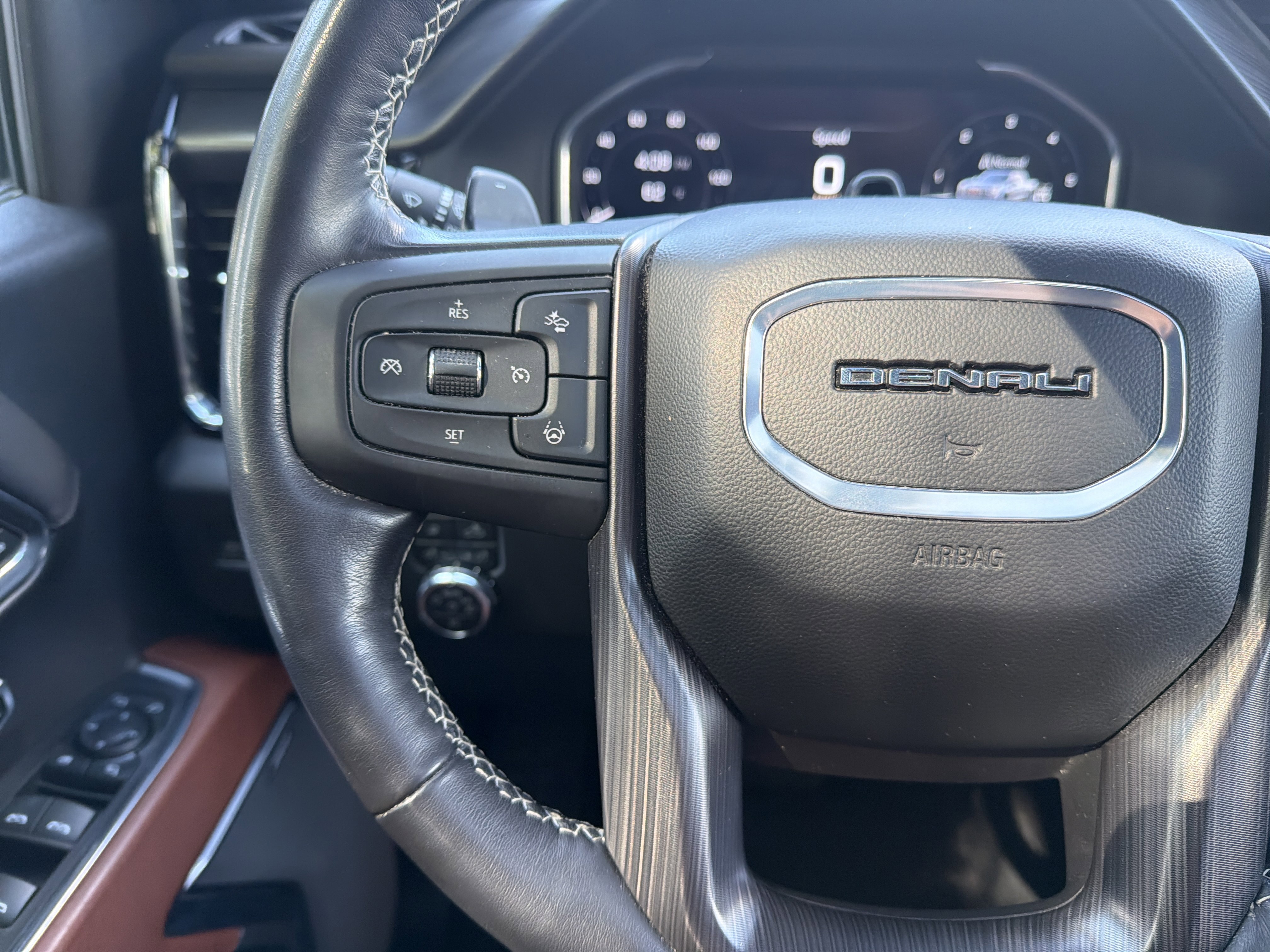 Used 2024 GMC Sierra 1500 Denali Ultimate AWD/4WD image 19