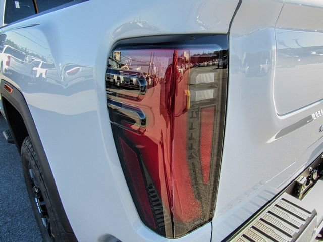 New 2026 GMC Sierra 2500 AT4 w/ AT4 Premium Plus Package image 8