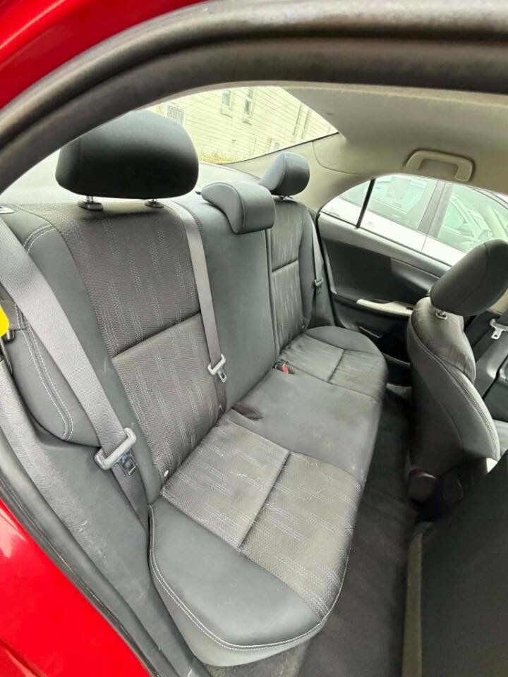 Used 2012 Toyota Corolla S image 13