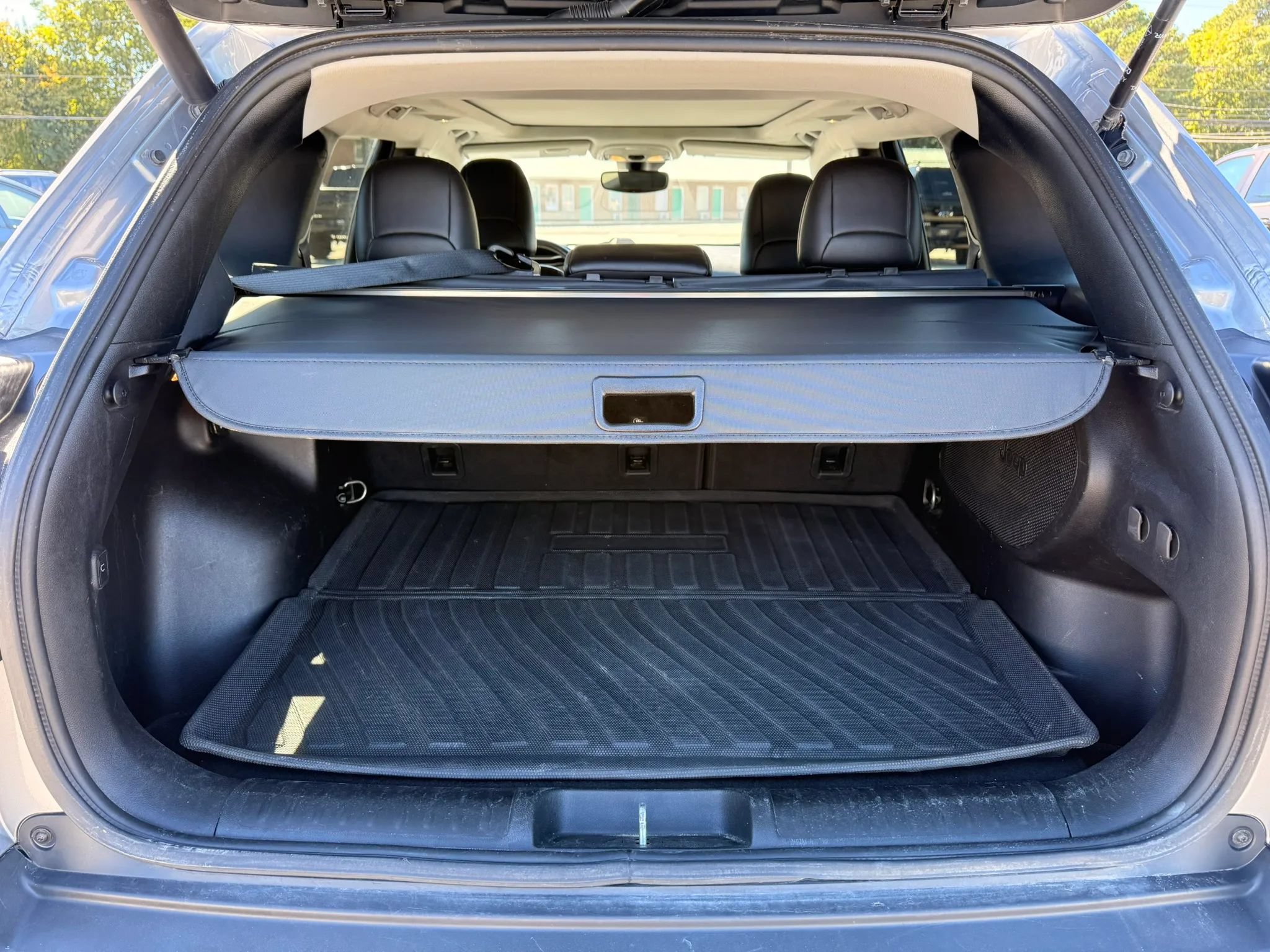 Used 2021 Jeep Cherokee Limited AWD/4WD image 44
