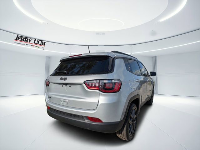 New 2026 Jeep Compass Latitude w/ Sun and Sound Group image 3