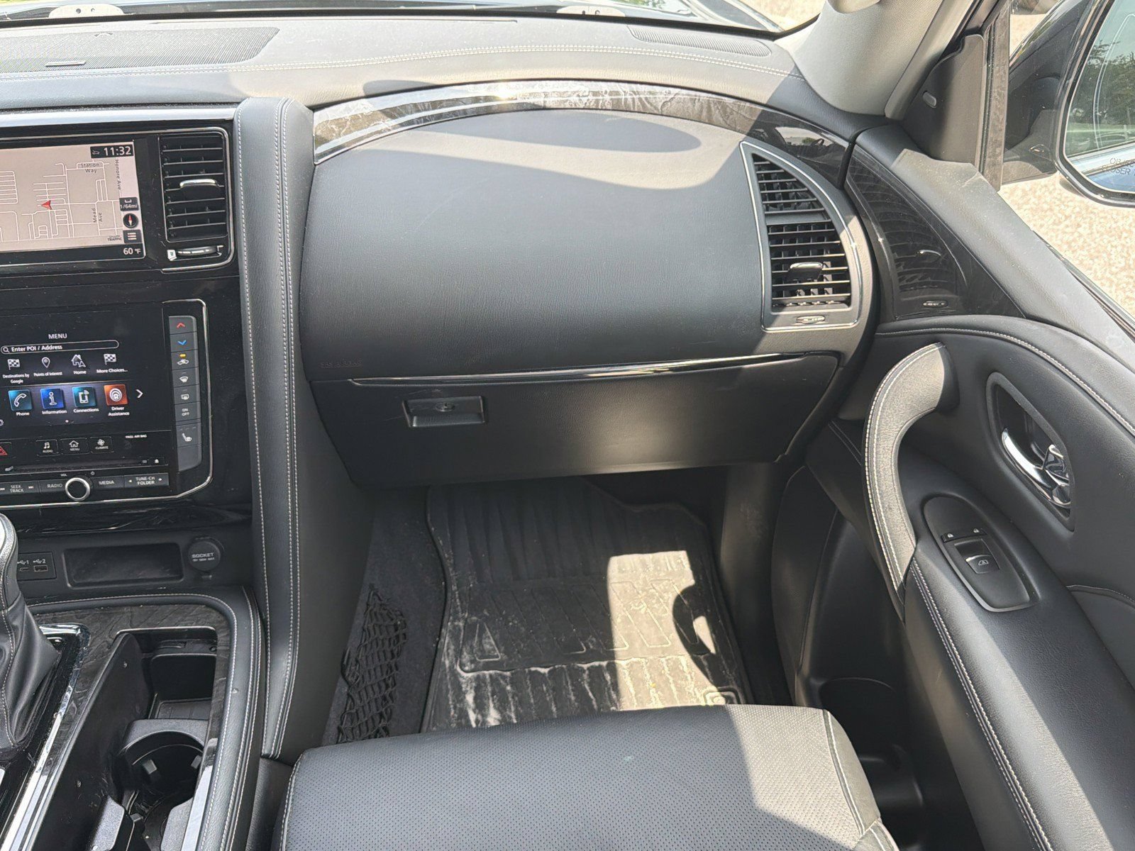 Used 2021 INFINITI QX80 Luxe w/ Cargo Package AWD/4WD image 17
