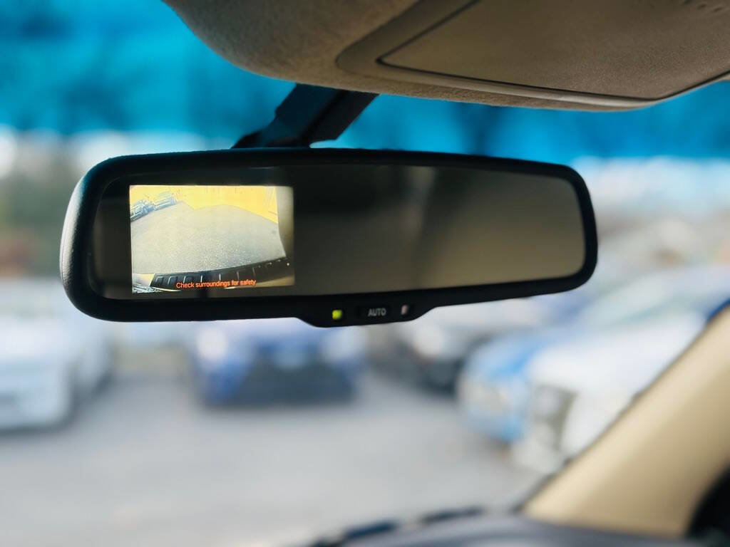 Used 2012 Toyota RAV4 Limited image 13