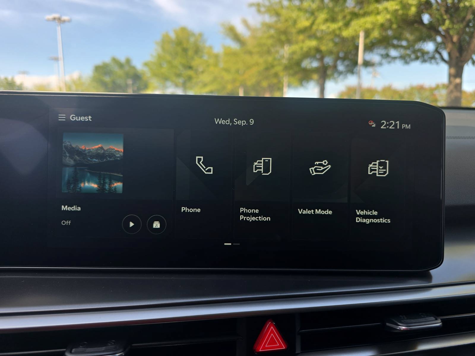 New 2026 Kia Sorento LX FWD image 22