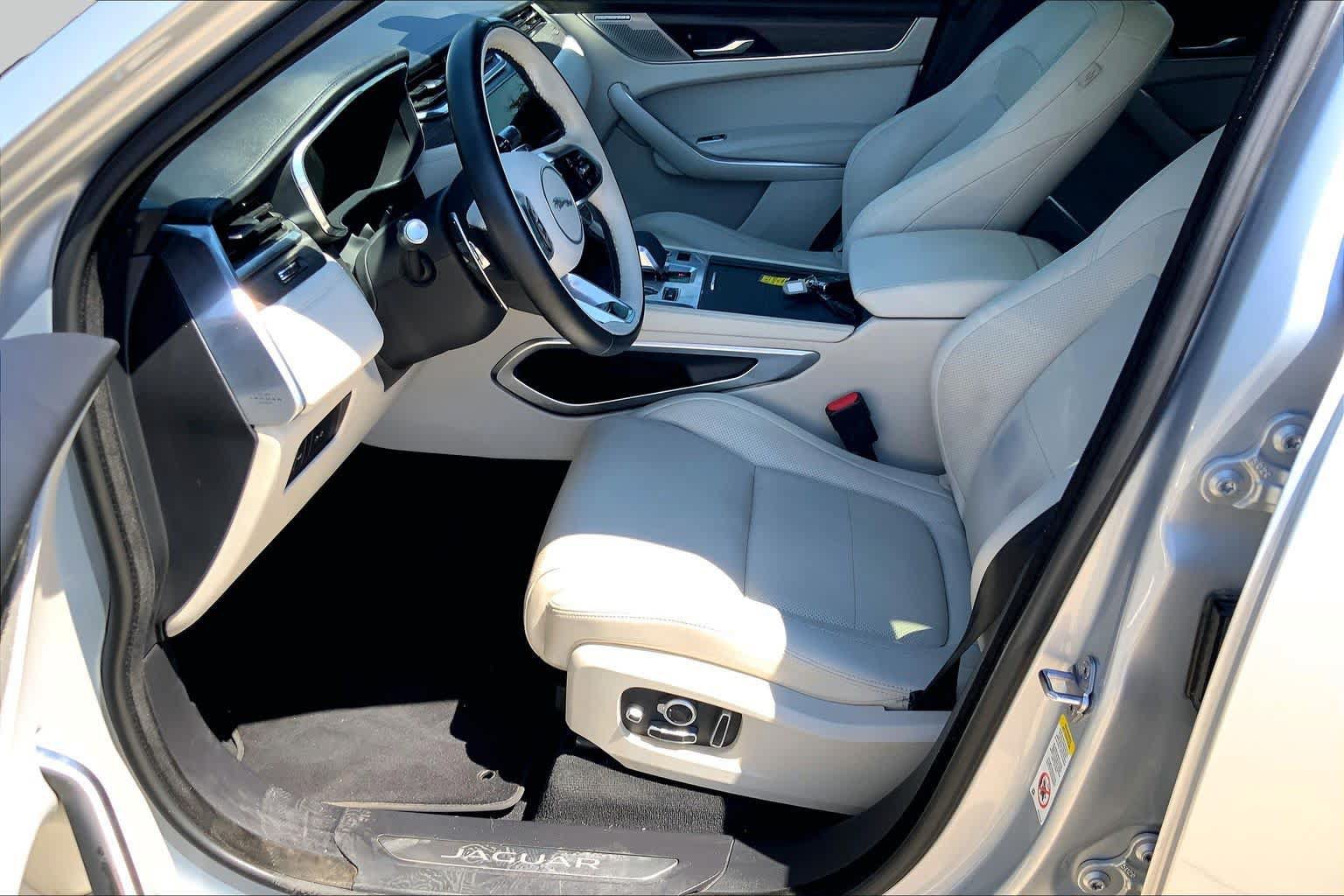 Used 2021 Jaguar F-PACE S AWD/4WD image 8