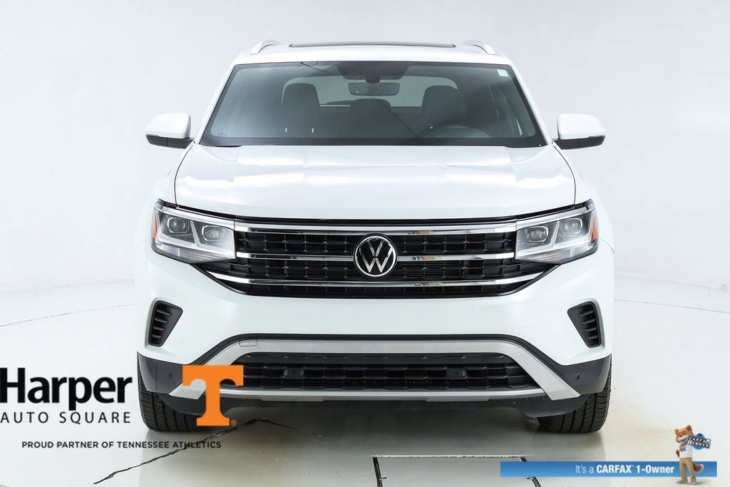 Used 2023 Volkswagen Atlas Cross Sport SE w/ Panoramic Sunroof Package FWD image 16