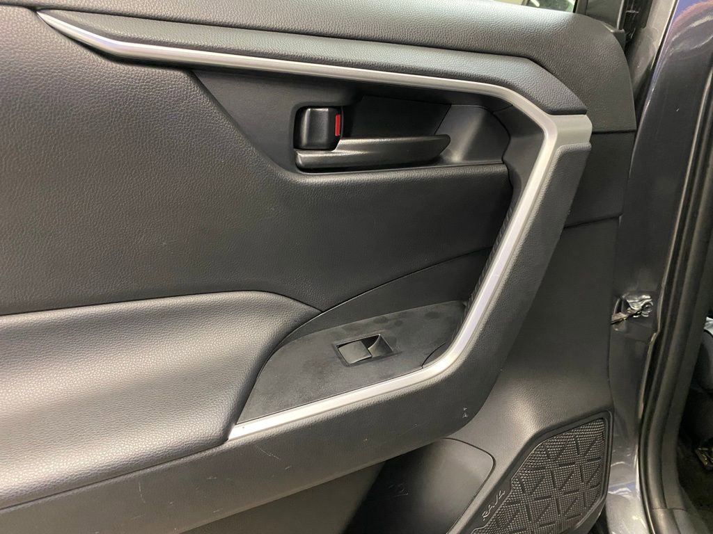 Used 2024 Toyota RAV4 LE image 35