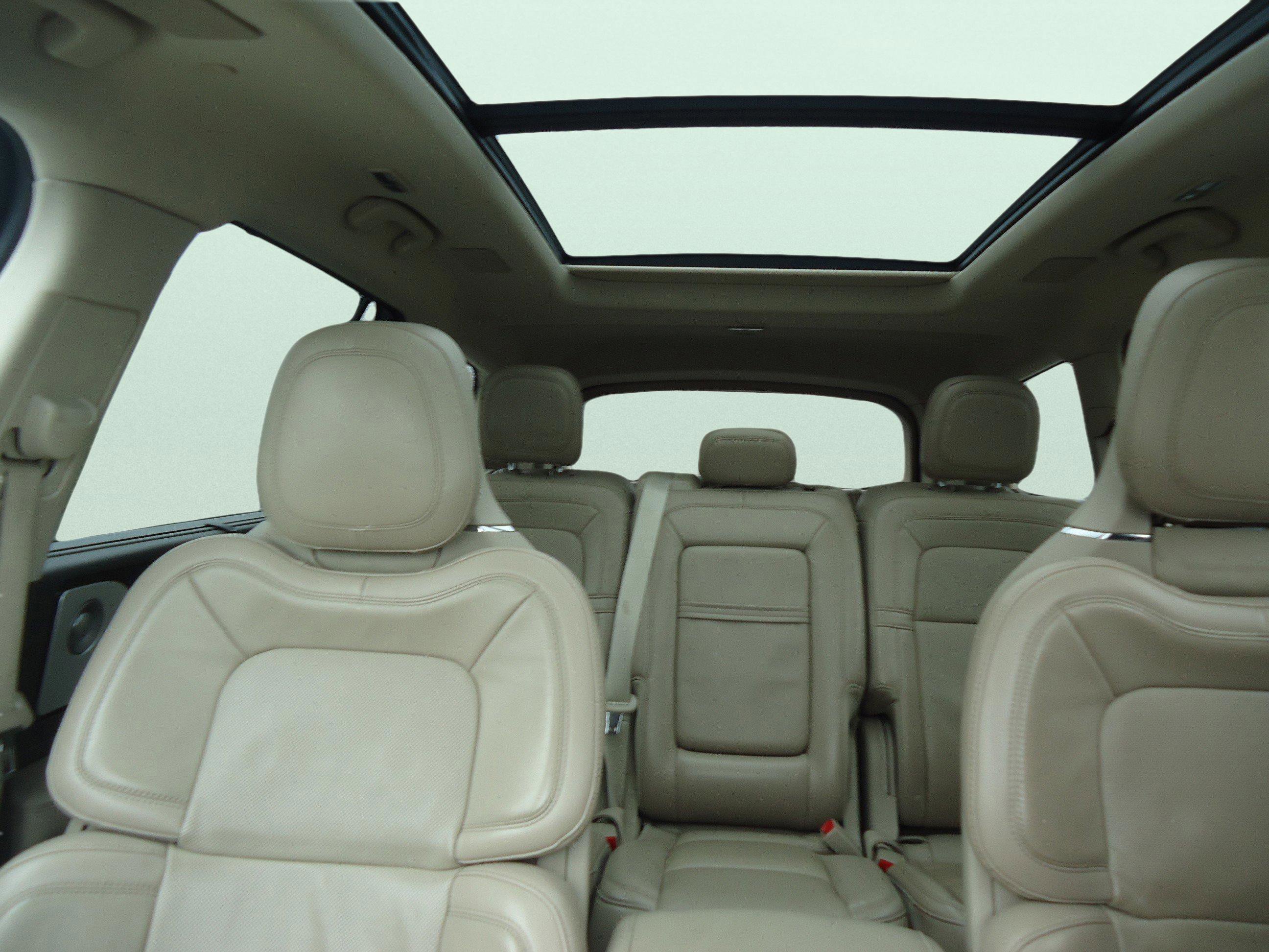 Used 2021 Lincoln Aviator Reserve w/ Equipment Group 202A image 33