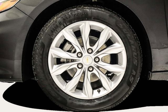 Used 2023 Chevrolet Malibu LT image 9