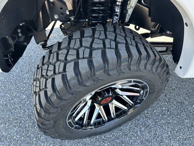 New 2026 Ford F250 Lariat w/ Black Appearance Package image 9