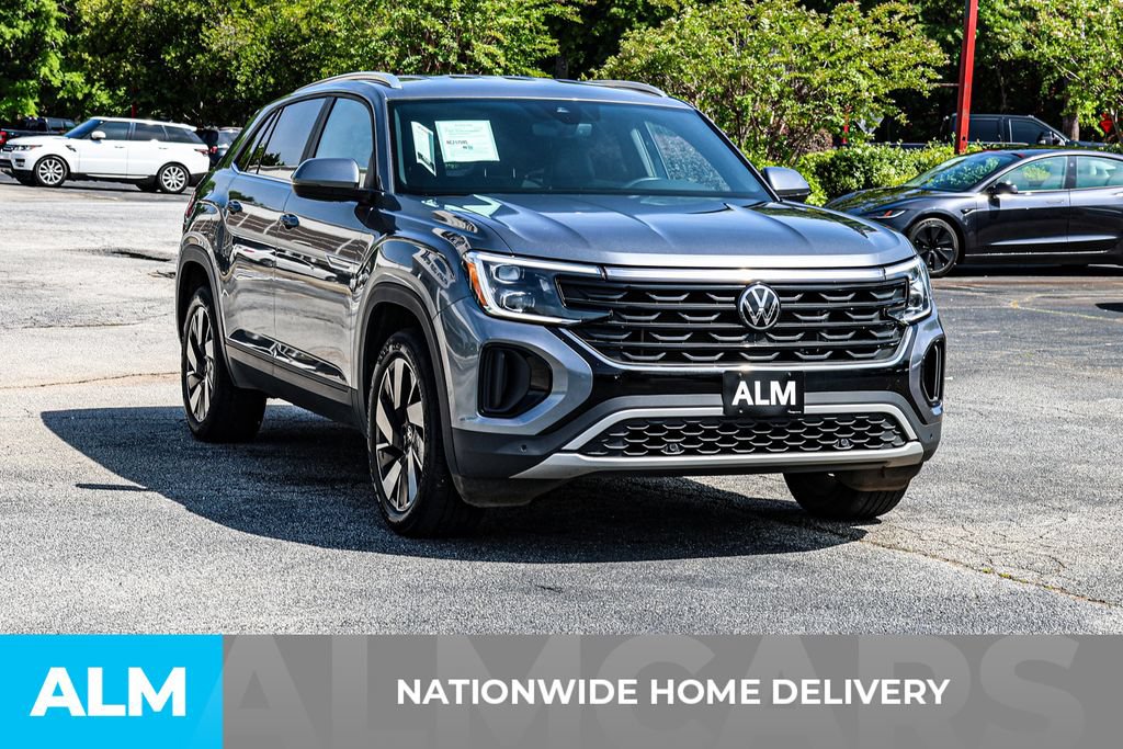 Used 2024 Volkswagen Atlas Cross Sport SE FWD image 5