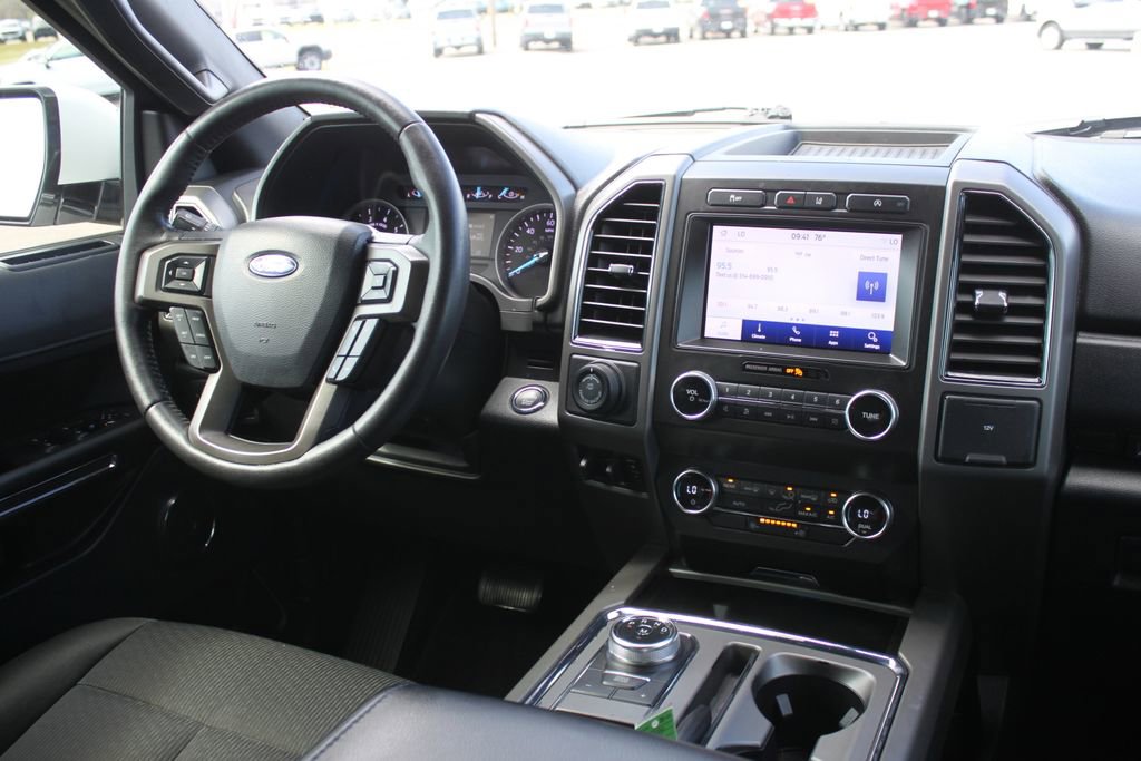 Used 2020 Ford Expedition XLT image 10