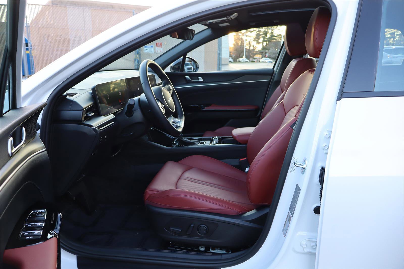 Used 2025 Kia K5 GT-Line w/ GT-Line Premium Package image 12