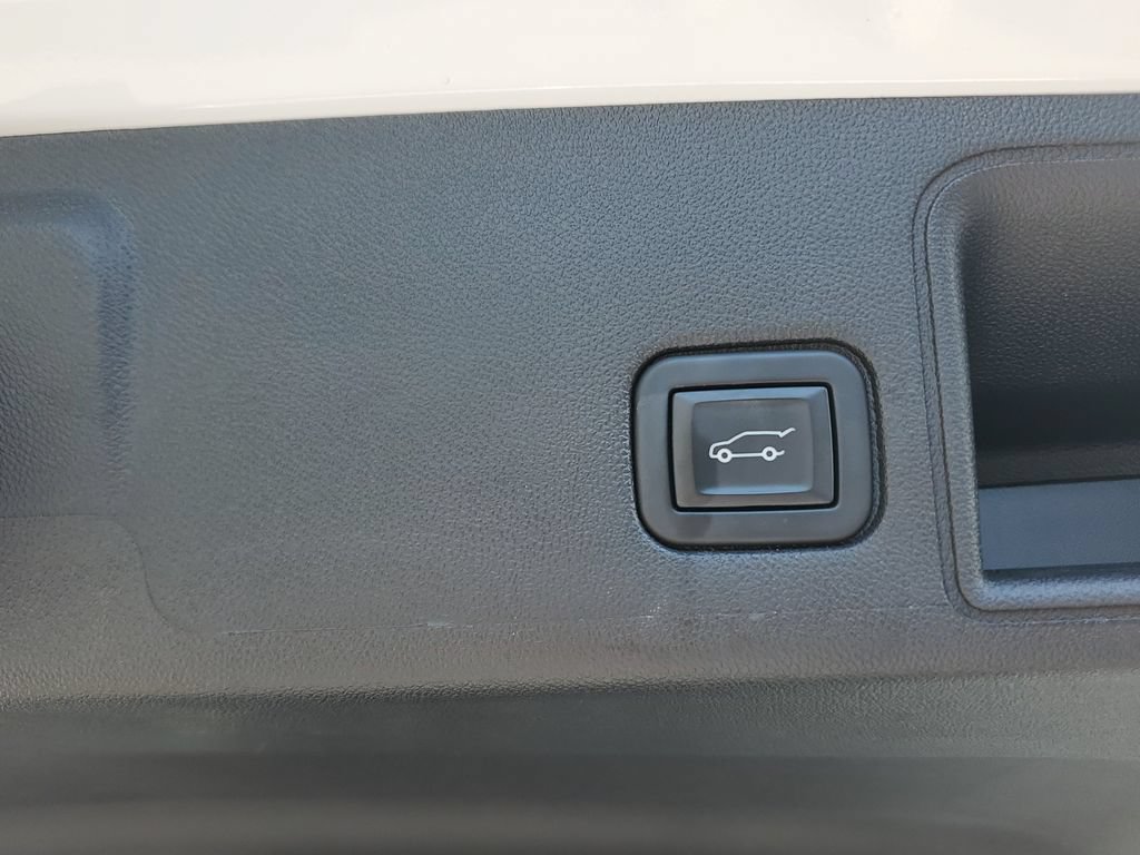 Certified 2023 GMC Terrain SLT w/ Infotainment Package II AWD/4WD image 27