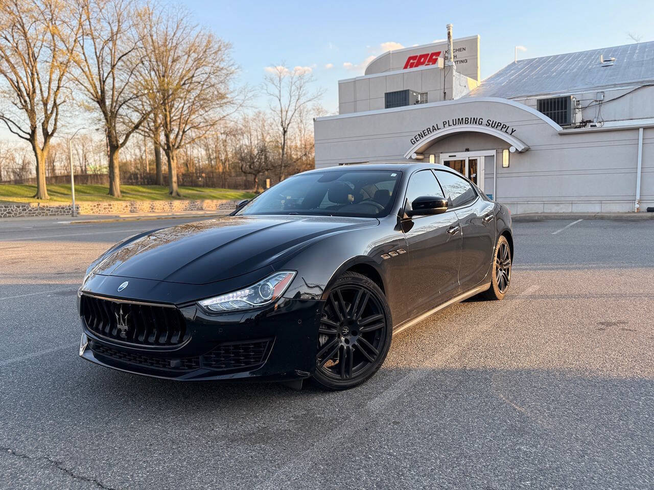 Used 2018 Maserati Ghibli RWD image 3