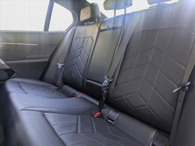 New 2026 BMW i5 eDrive40 w/ M Sport Package image 17