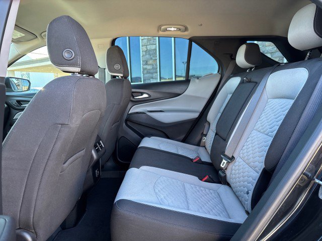 Used 2021 Chevrolet Equinox LS image 25