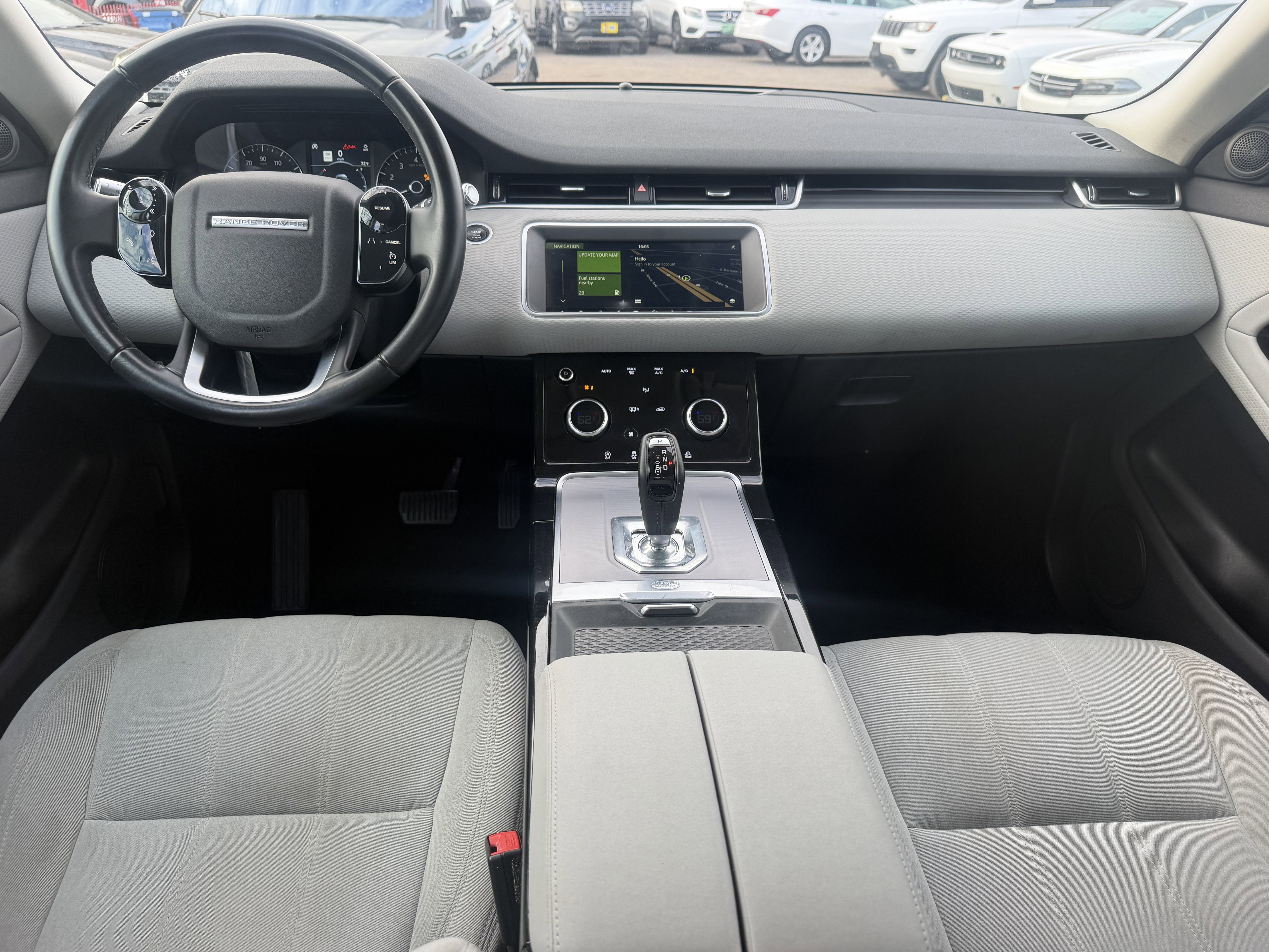 Used 2020 Land Rover Range Rover Evoque S AWD/4WD image 17
