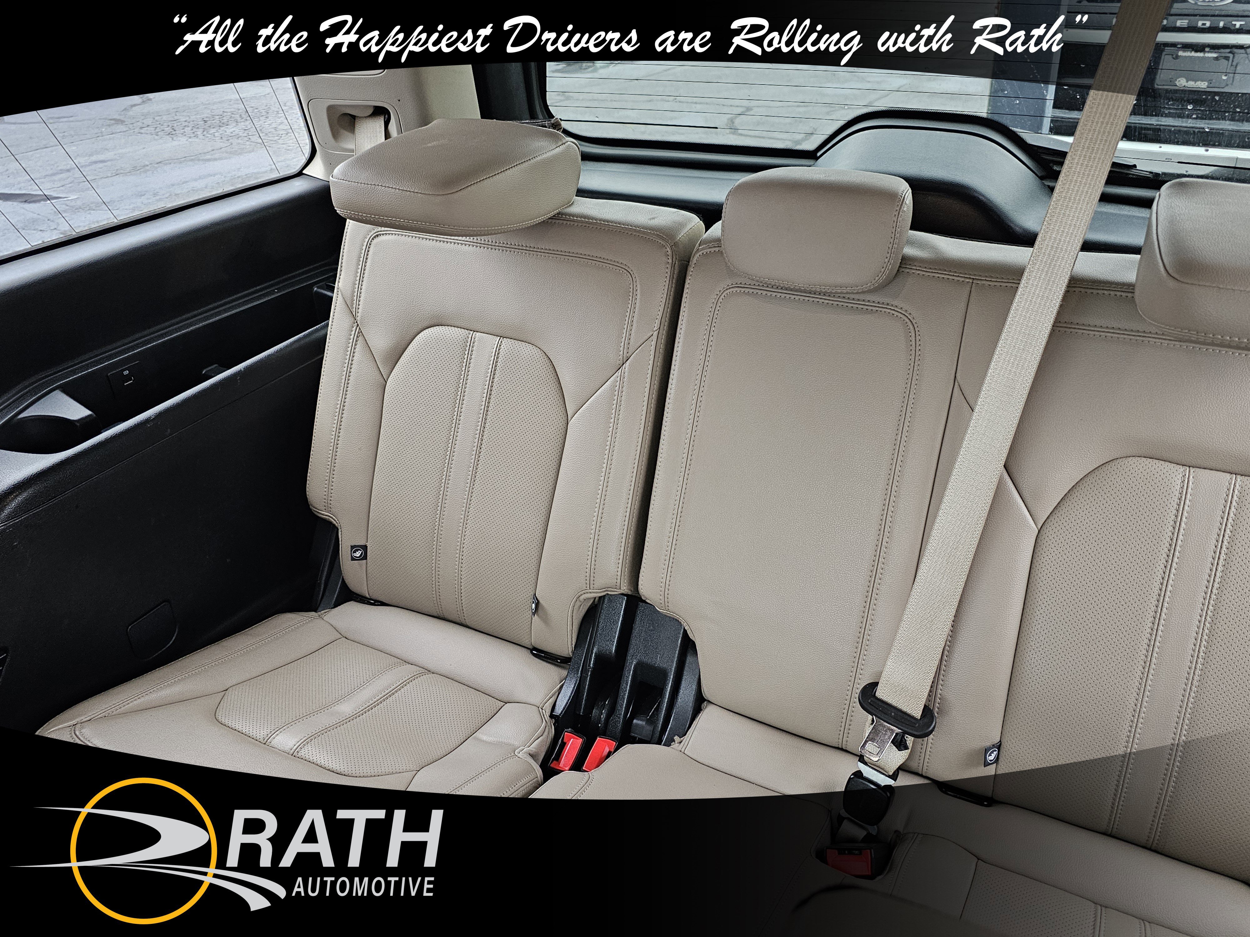 Used 2024 Ford Expedition Limited image 17