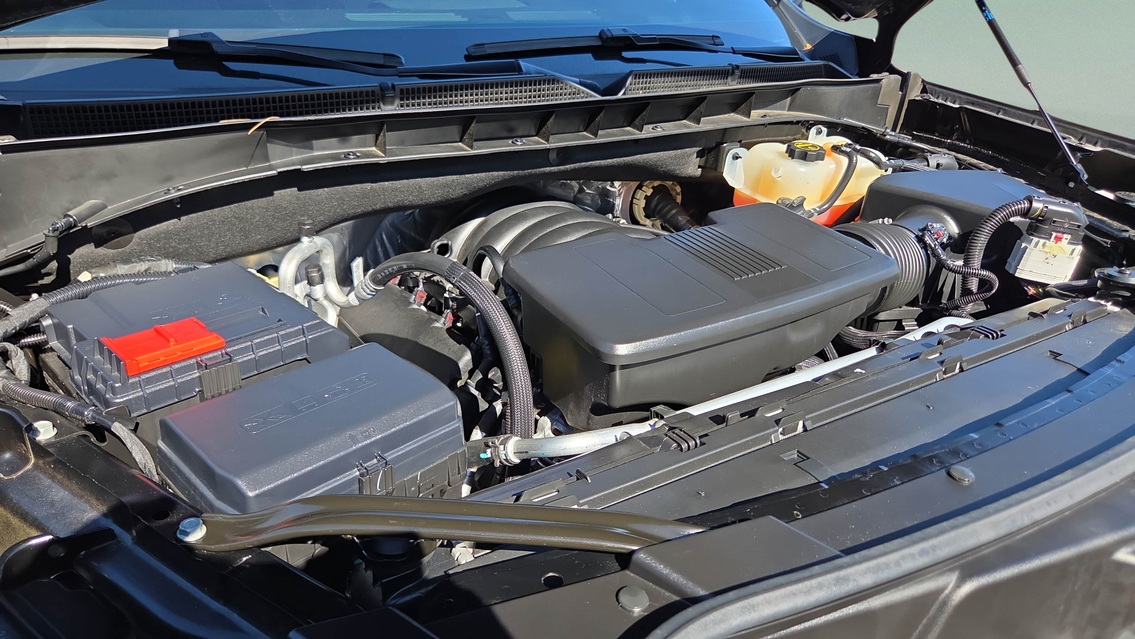Certified 2025 GMC Yukon Elevation AWD/4WD image 17