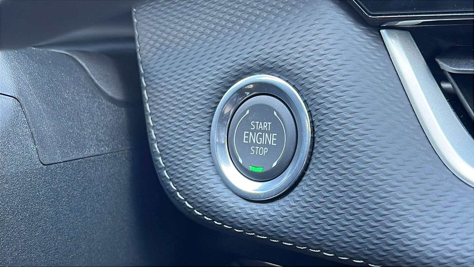 New 2026 Chevrolet Equinox LT FWD image 28