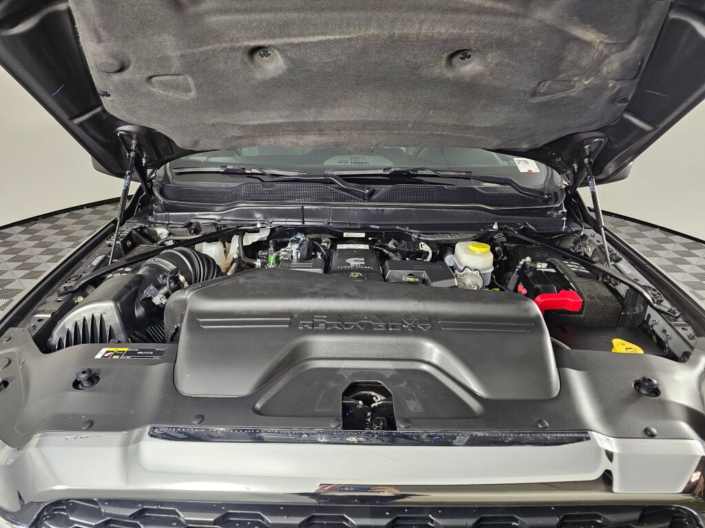 Used 2024 RAM 3500 Big Horn image 9
