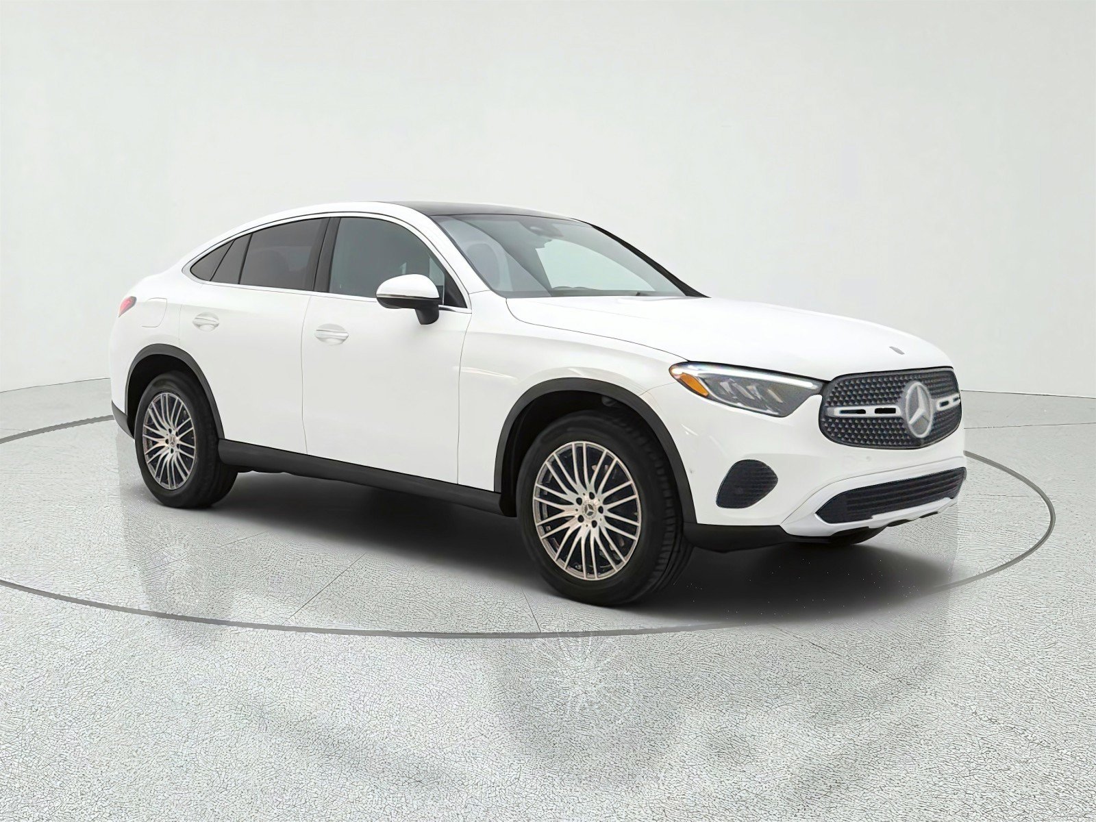 Certified 2026 Mercedes-Benz GLC 300 4MATIC image 3