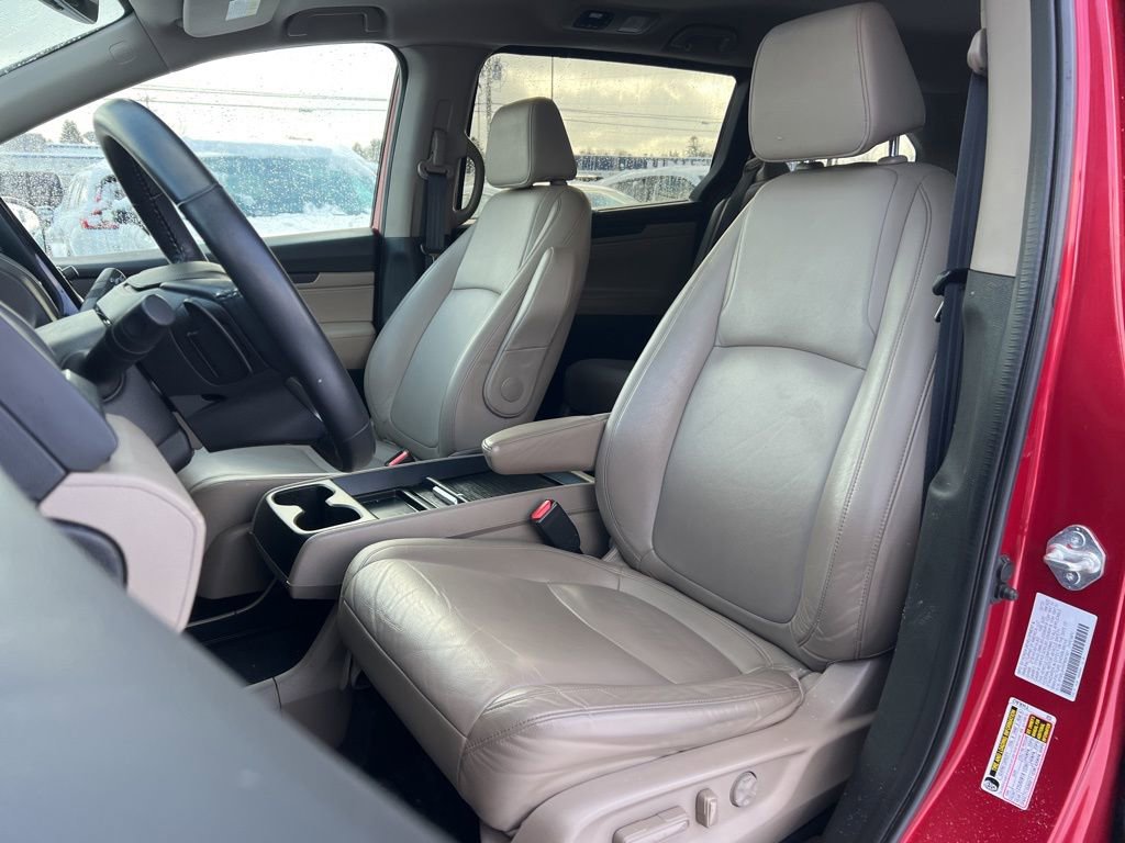 Used 2023 Honda Odyssey EX-L image 18