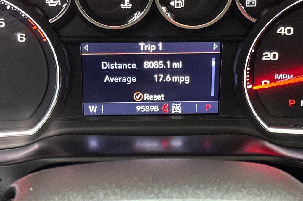 Used 2019 Chevrolet Silverado 1500 LTZ image 27