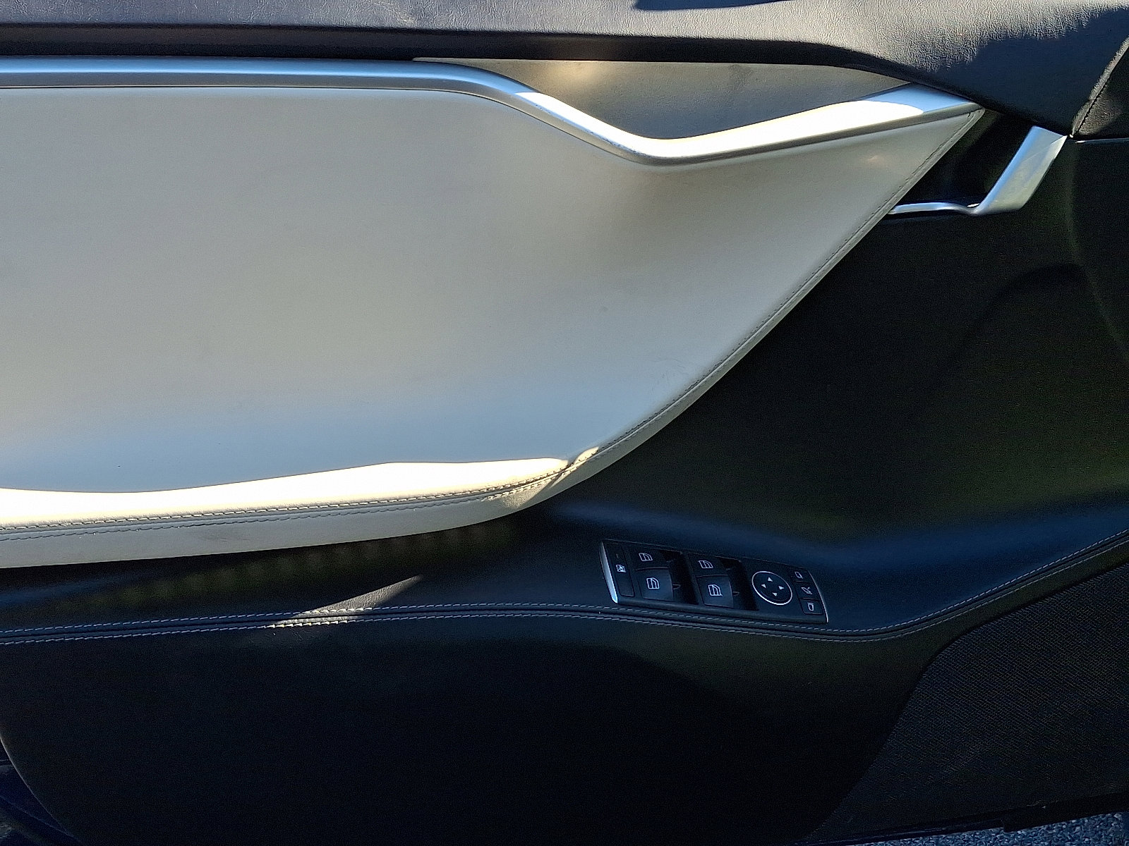 Used 2018 Tesla Model S 75D image 12