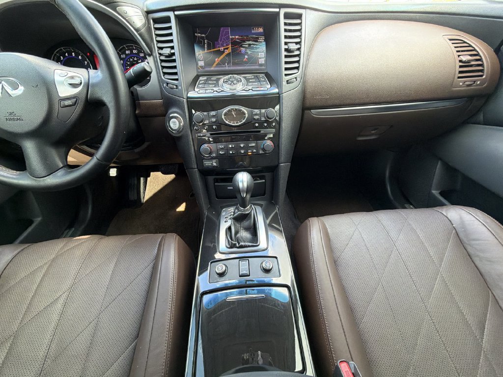 Used 2011 INFINITI FX35 AWD w/ Premium Pkg image 24