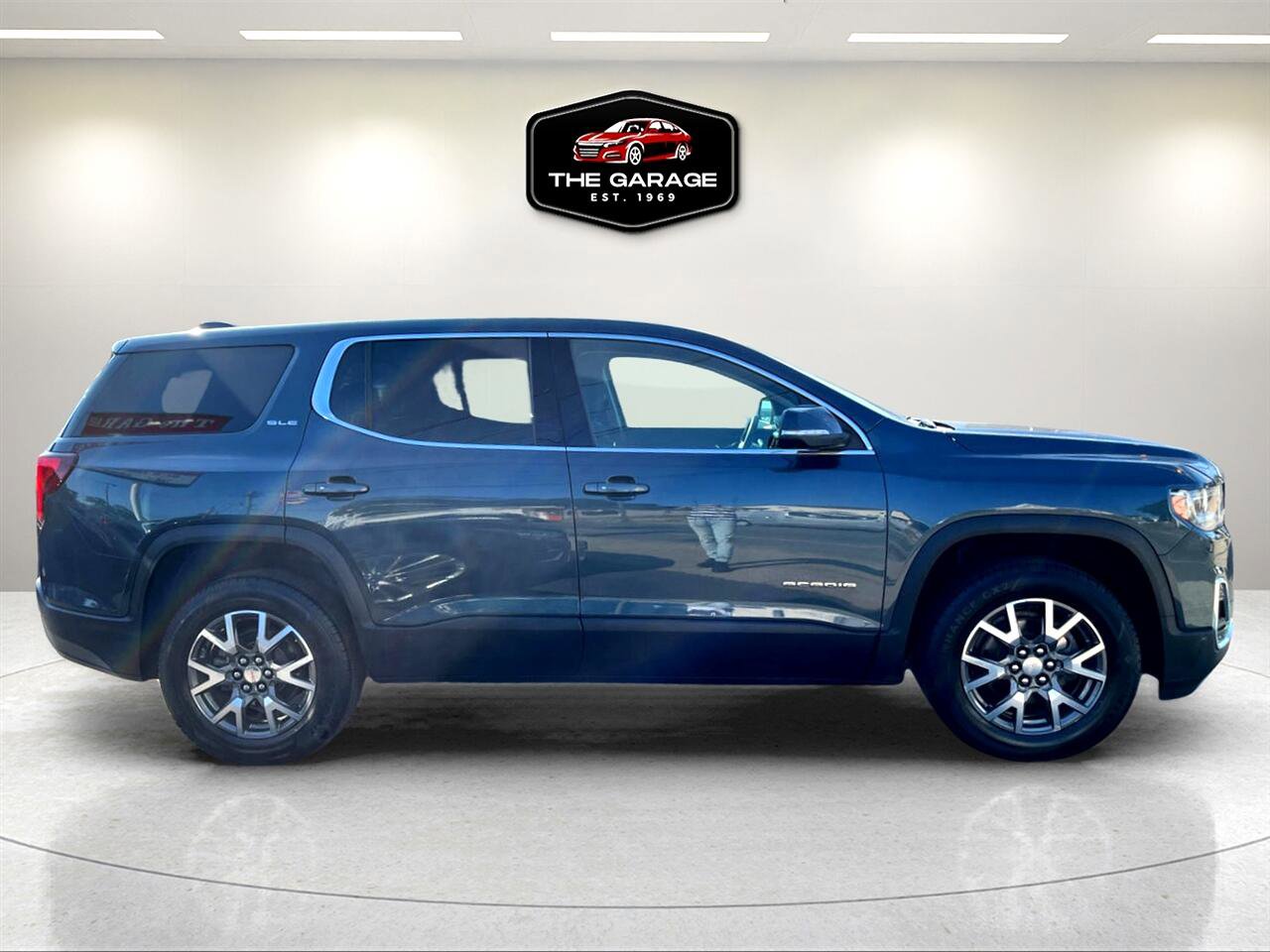 Used 2020 GMC Acadia SLE image 7