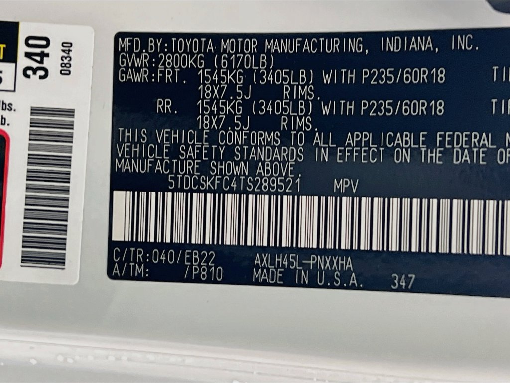 New 2026 Toyota Sienna XLE Woodland Edition AWD/4WD image 23