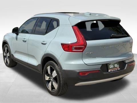 Used 2019 Volvo XC40 T5 Momentum AWD/4WD image 9
