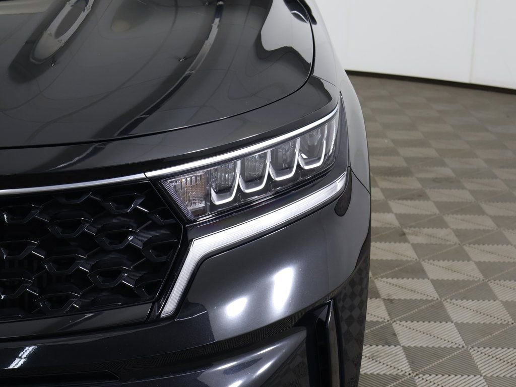 Used 2023 Kia Sorento EX image 15