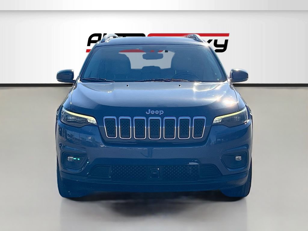Used 2021 Jeep Cherokee Latitude Plus FWD image 2