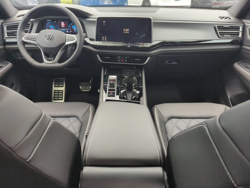 New 2026 Volkswagen Atlas Cross Sport SEL Premium R-Line AWD/4WD image 25