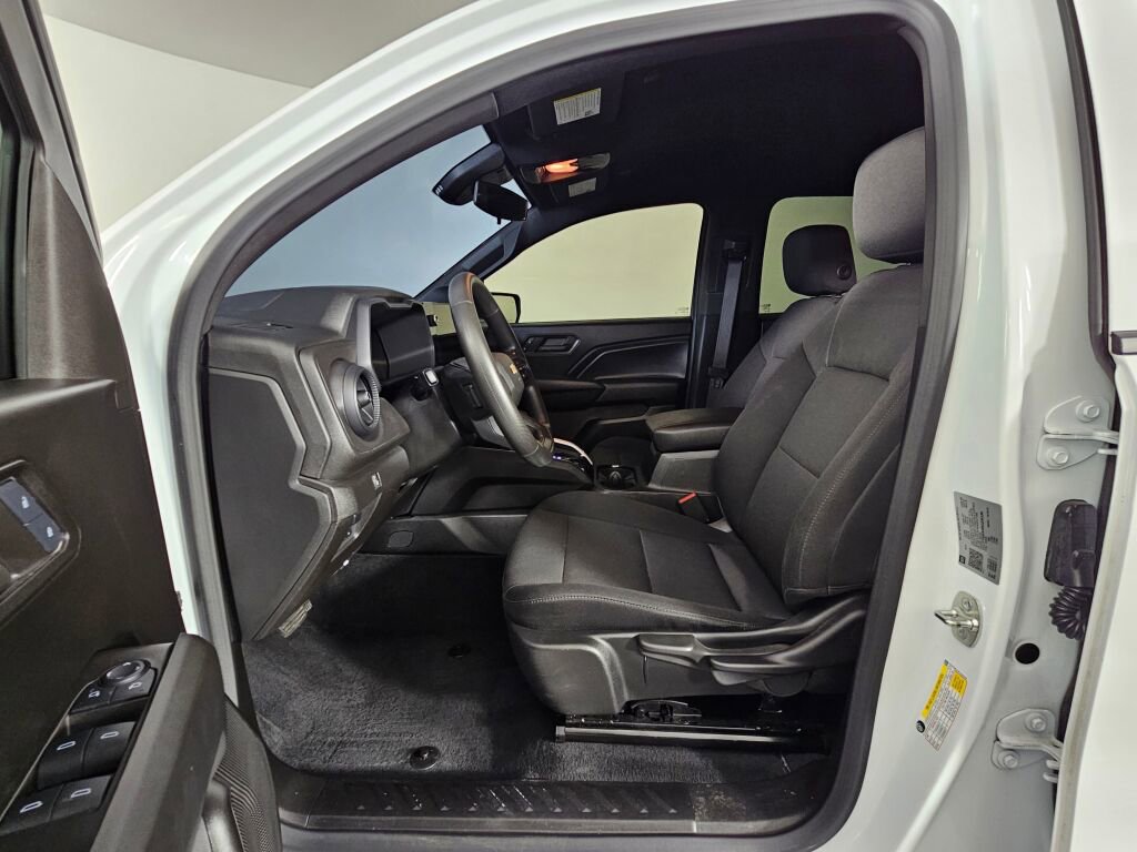 Used 2024 Chevrolet Colorado W/T w/ Safety Package image 20
