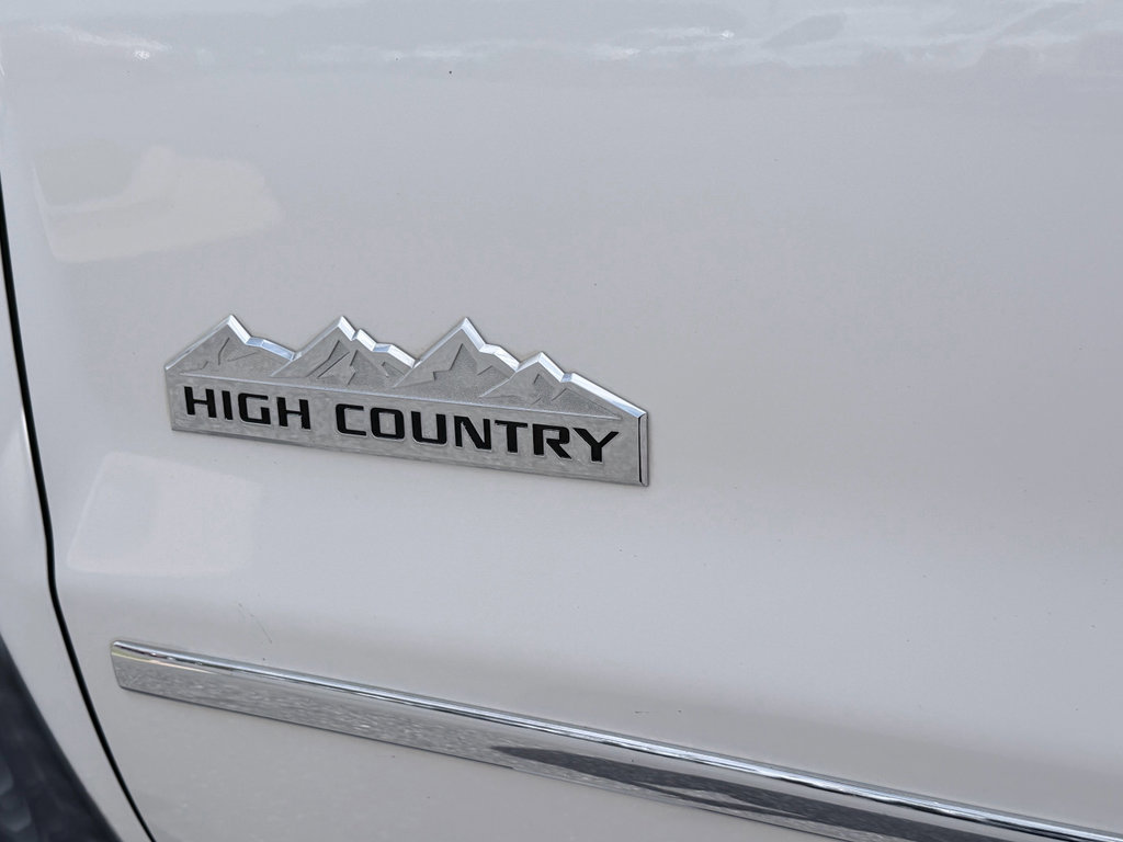 Used 2015 Chevrolet Silverado 1500 High Country w/ High Country Premium Package image 10